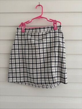 Hollister Black & White Plaid Mini Skirt | Preppy Academia | Y2K Fall Styling